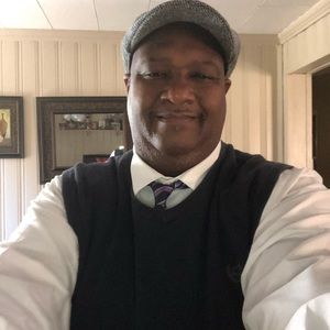 Meet your Posher, Gregory